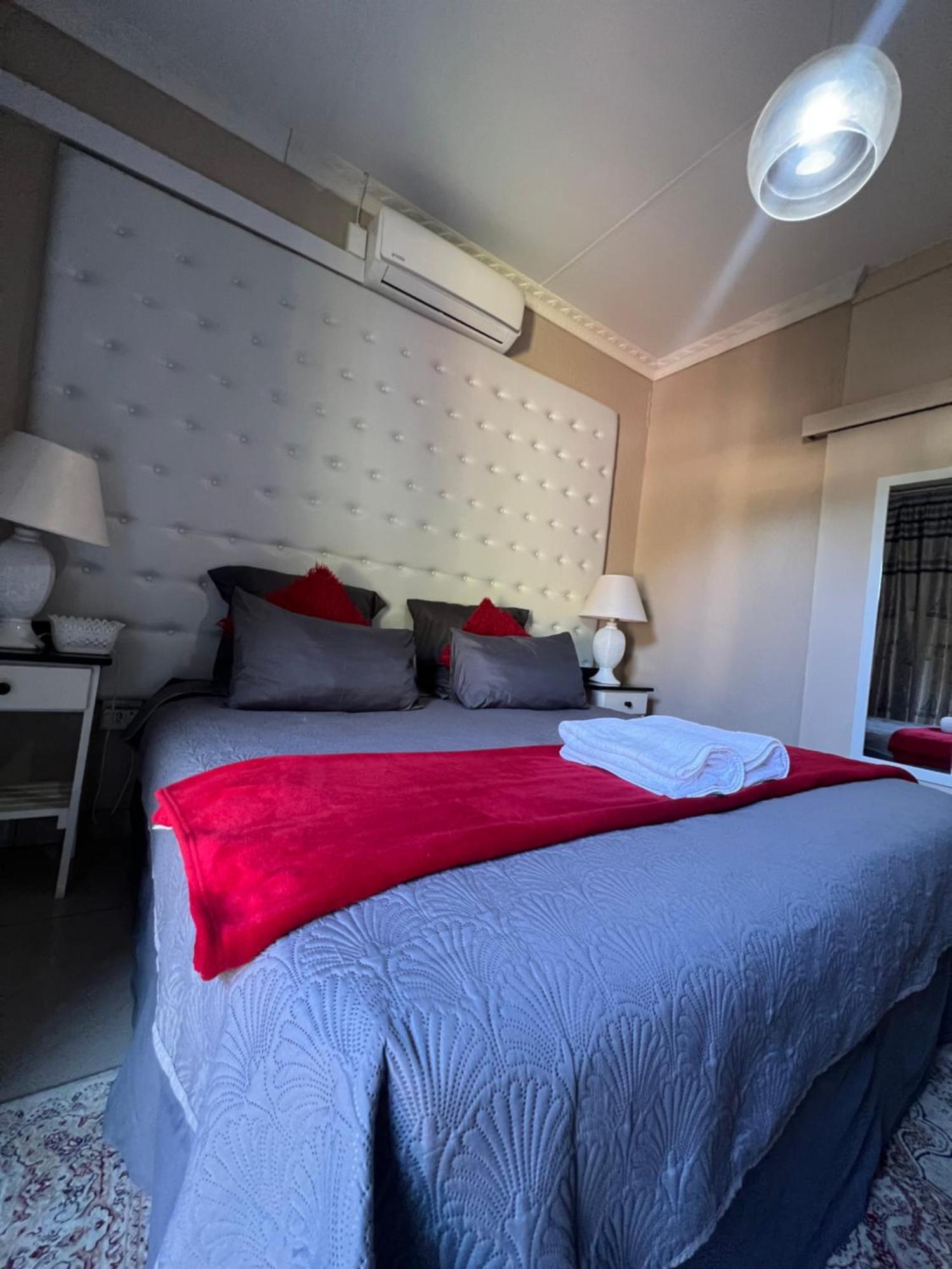 Black Diamond B&B Guesthouse Upington Buitenkant foto